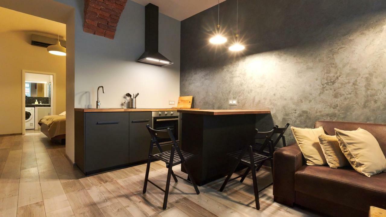 Lovely Apartments Heart Of Прага Экстерьер фото